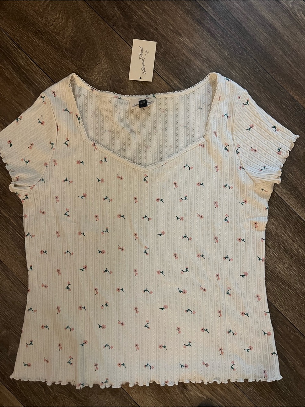 Universal Thread Cream Ribbed Scoop Neck Tee with Tiny Floral Print